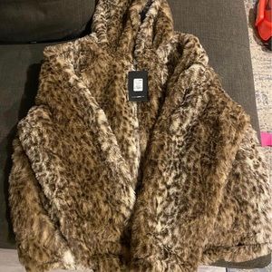 Leopard faux fur jacket